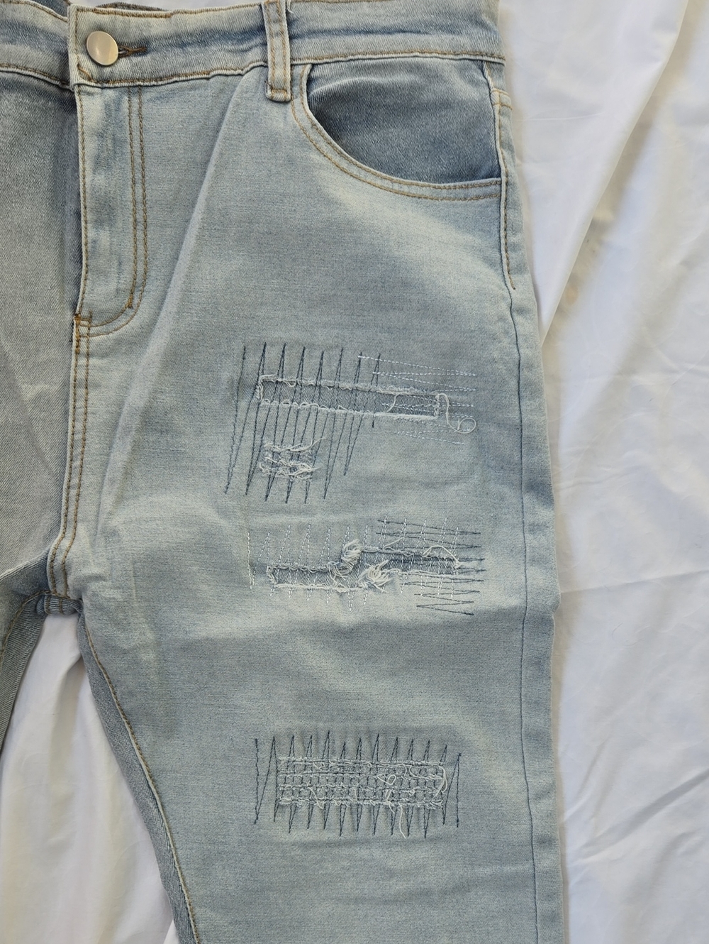 Men's Distressed Jeans Fashionable Front/Back Pocket Design Two Tone At Back - Picture 8 of 14
